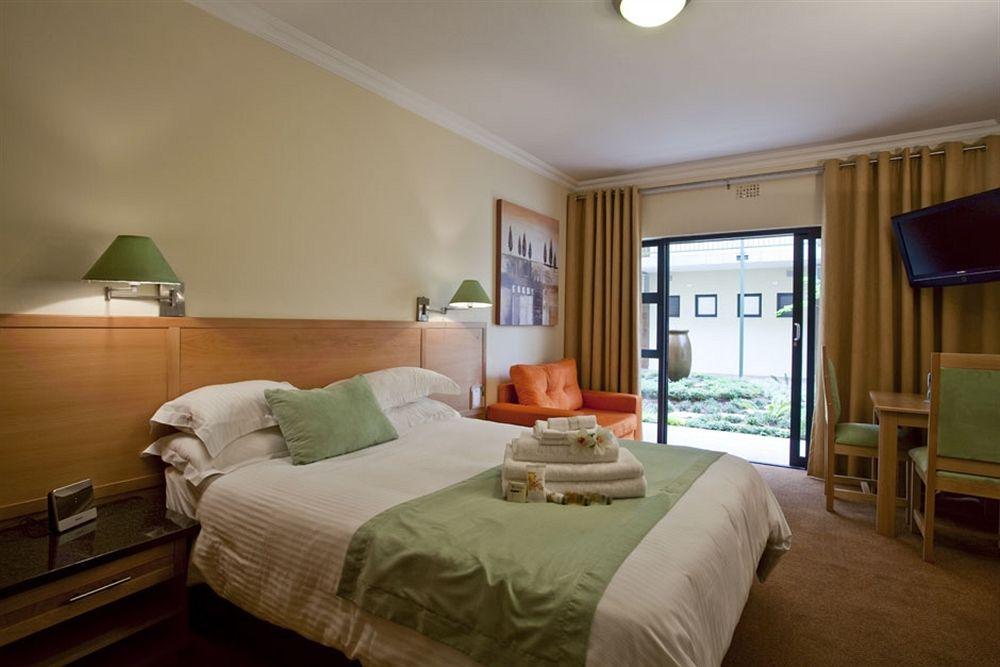 Sentinel Luxury Suite Hotel Претория Экстерьер фото